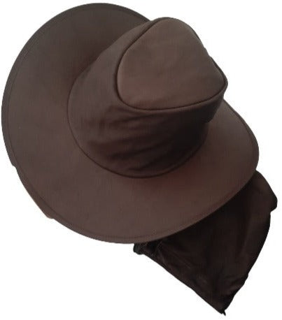 Foldable closed brown leather hat