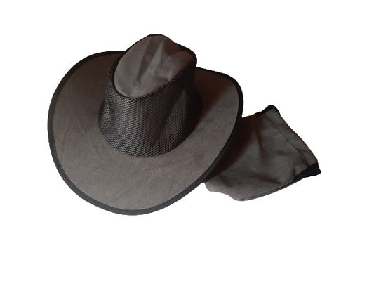 Sombrero plegable de gamuzina gris con malla